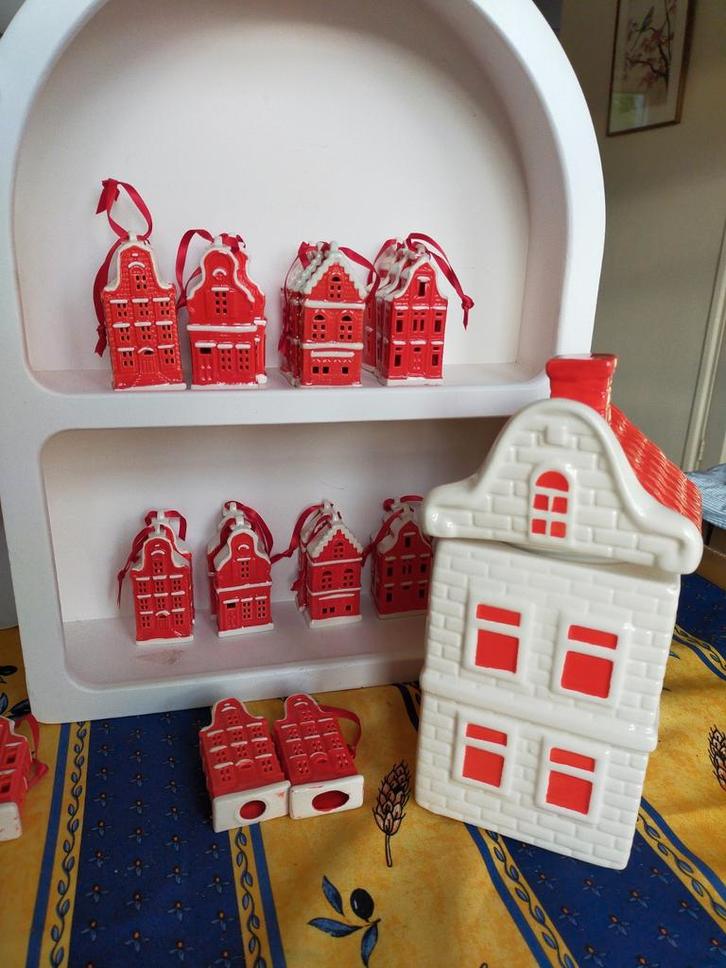 Porselein Grachtenpand, huisjes,  Kerst hangers €2.50, Diversen, Kerst, Zo goed als nieuw, Ophalen of Verzenden