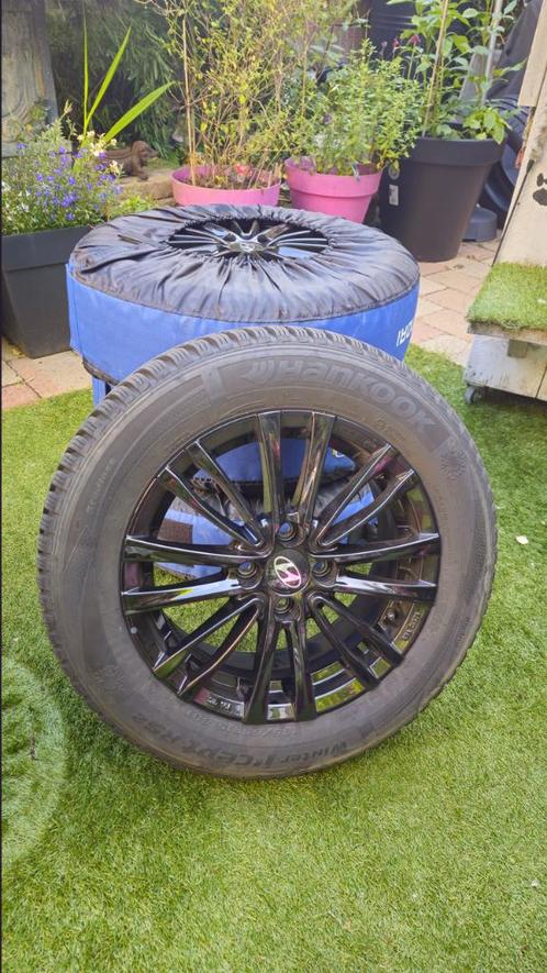 15” Hyundai i20 (N Line) velgen 185/65 R15 winterbanden, Auto-onderdelen, Banden en Velgen, Banden en Velgen, Winterbanden, 15 inch