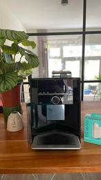1 jaar oud: Siemens EQ9 S300 volautomatische koffiemachine, Afneembaar waterreservoir, Ophalen