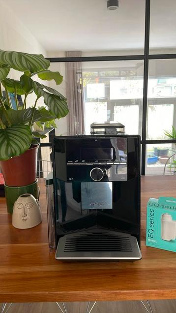 1 jaar oud: Siemens EQ9 S300 volautomatische koffiemachine