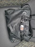 Michael Kors (zw en beige), zw. Guess tas en bruine Guccitas, Ophalen, Gebruikt, Zwart, Handtas