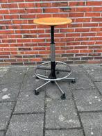 Vintage werkplaats/atelier kruk, Ophalen, Gebruikt, ?, IJzer