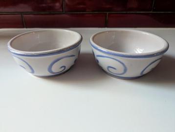 4 schaaltjes blauw wit aardewerk  beschikbaar voor biedingen