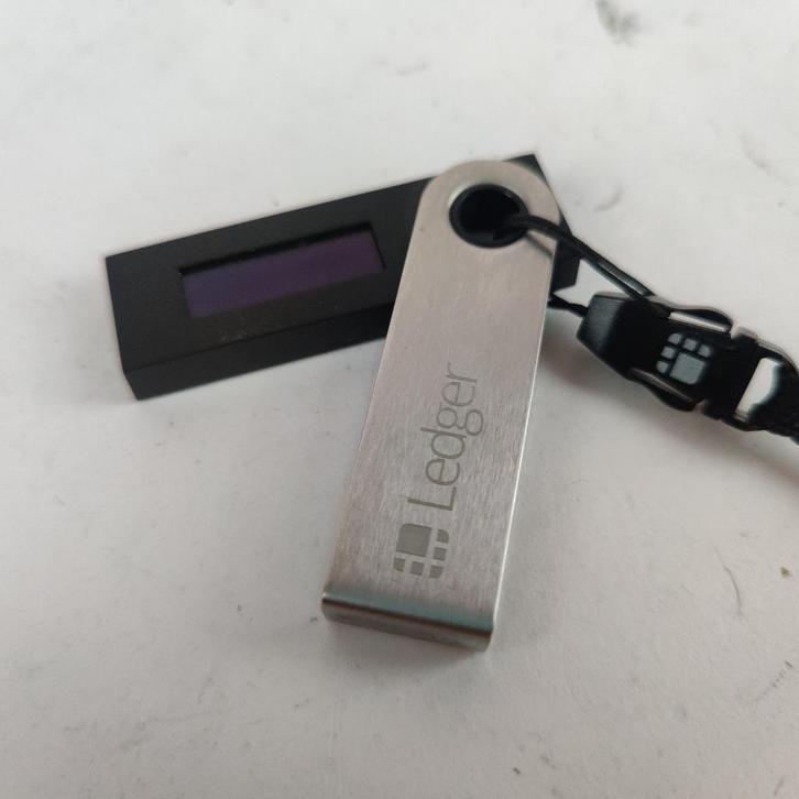 Ledger Nano S || nu voor maar €29.99, Computers en Software, USB Sticks, Nieuw, 2 TB of meer, Ophalen of Verzenden