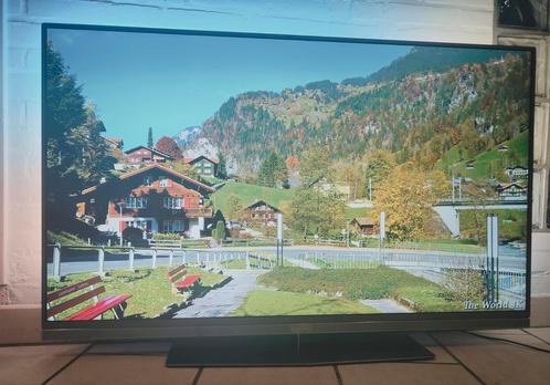 Philips 4K UHD LED Smart TV 100Hz Ambilight + Subwoofer Luxe, Audio, Tv en Foto, Televisies, Zo goed als nieuw, LED, 100 cm of meer