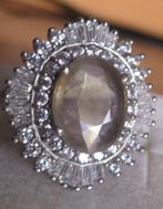 Saffier 3,90 KRT %100 natuurlijk bijzonder design ZELDZAAM, Ophalen, Zo goed als nieuw, 17 tot 18, Met edelsteen