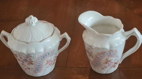 porceleinen Suikerpot met roomkannetje, Antiek en Kunst, Antiek | Servies los, Ophalen of Verzenden