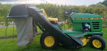 Nette John deere zitmaaier  beschikbaar voor biedingen