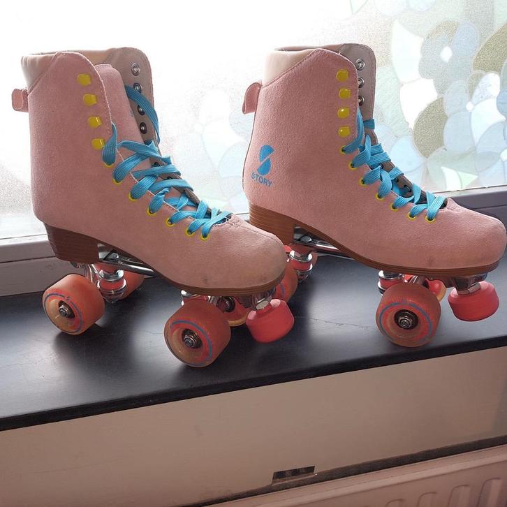 Leren rose rolschaats 39-40mt, Sport en Fitness, Skeelers, Zo goed als nieuw, Ophalen of Verzenden