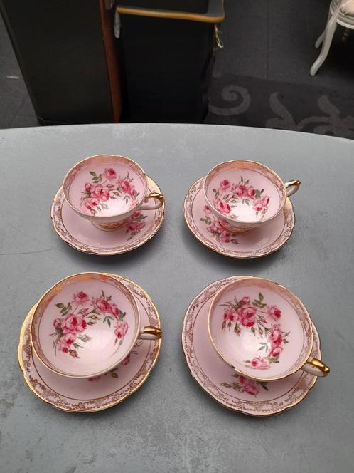 Sovereign House “Exclusive” Fine Bone China,4 stuks, Antiek en Kunst, Antiek | Servies compleet, Ophalen of Verzenden