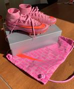 Nike voetbalschoenen, Ophalen of Verzenden, Zo goed als nieuw, Schoenen