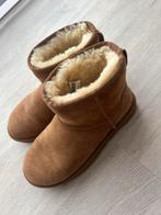UGG classic maat 38  chestnut/bruin, Ophalen of Verzenden, Zo goed als nieuw, Bruin