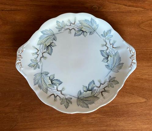 Royal Albert Silver Maple serveerschaal, Huis en Inrichting, Keuken | Servies, Gebruikt, Schaal of Schalen, Overige stijlen, Porselein