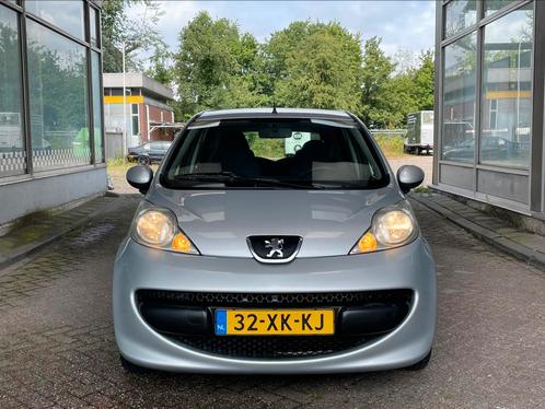 Peugeot 107 1.0 5DR • NAP • NIEUWE APK • ZILVERGRIJS • 2KEYS, Auto's, Peugeot, Bedrijf, Benzine, A, Hatchback, Handgeschakeld