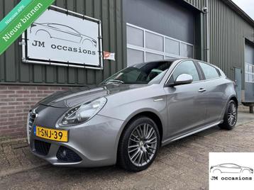 Alfa Romeo Giulietta 1.4 T Limited Edition Sport|Leder|Xenon beschikbaar voor biedingen