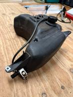 Benzine tank aprillia sr50 ditech, Fietsen en Brommers, Ophalen of Verzenden, Zo goed als nieuw, Tank