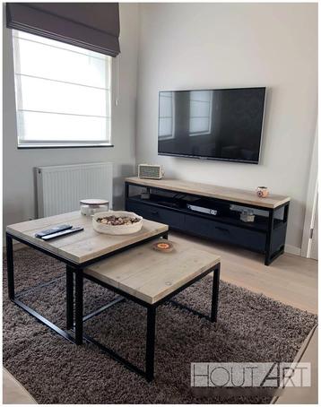 Salontafel stalen kubus set steigerhout beschikbaar voor biedingen