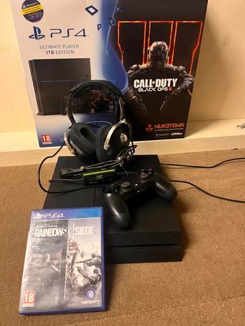 PS4 + Headset + Rainbow Six Siege beschikbaar voor biedingen