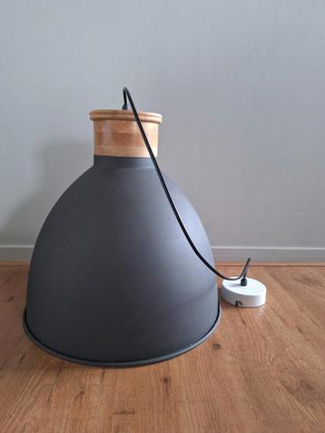 Leuke lamp (industrieel)