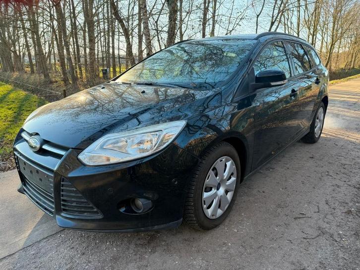 Ford focus 1.0 ecoboost  2014 vol optie, Auto's, Ford, Particulier, Benzine, Stationwagon, Handgeschakeld, Zwart, Ophalen