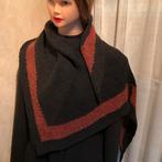 Driehoek sjaal van wol., Ophalen of Verzenden, Nieuw