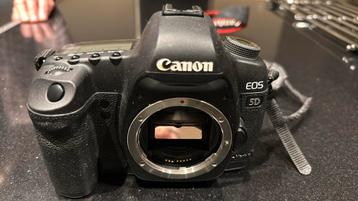 Canon EOS 5D Mark II – Full Frame DSLR  beschikbaar voor biedingen