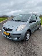 Toyota Yaris 1.0 12V Vvt-i 3DR Terra 2006 Grijs, Auto's, Te koop, Zilver of Grijs, Geïmporteerd, 5 stoelen