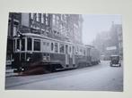 Foto TRAM NZH Haarlem A458 Spuistraat Amsterdam 1934, Verzamelen, Spoorwegen en Tramwegen, Overige typen, Gebruikt, Tram, Verzenden