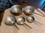 Mooie Franse  5-delige koperen steelpannenset, Huis en Inrichting, Ophalen of Verzenden, Zo goed als nieuw, Overige materialen