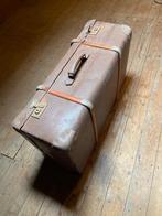 Antieke brocante koffers, Ophalen