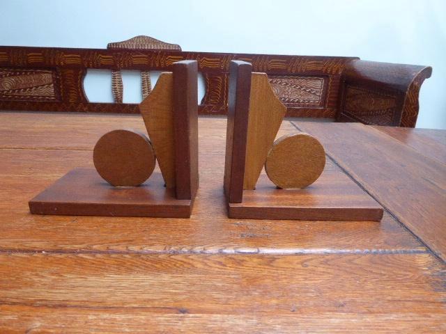 2 houten art deco boekensteunen., Antiek en Kunst, Antiek | Woonaccessoires, Ophalen of Verzenden