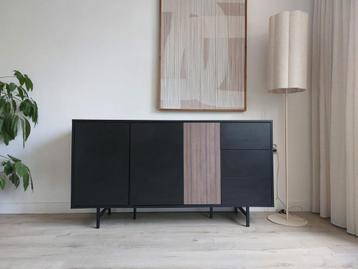 Zwart met hout dressoir | direct op te halen beschikbaar voor biedingen