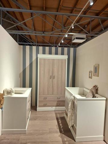 Kidsmill Newport babykamer wit/eiken 3-delig  beschikbaar voor biedingen