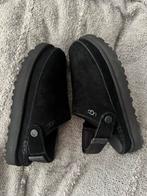UGGS zwart goldenstar clogs, Kleding | Dames, Schoenen, Ophalen of Verzenden, Zo goed als nieuw, Zwart