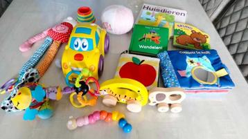 Bundel Pakket baby speelgoed / peuter speelgoed  beschikbaar voor biedingen