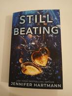 Still Beating - Jennifer Hartmann, Ophalen of Verzenden, Zo goed als nieuw, Nederland
