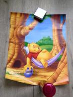 Poster slapende Winnie de Poeh, 50 x 75 cm, Disney, Pooh, Ophalen of Verzenden, A1 t/m A3, Zo goed als nieuw, Rechthoekig Staand