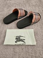 Burberry slippers, Ophalen of Verzenden, Nieuw
