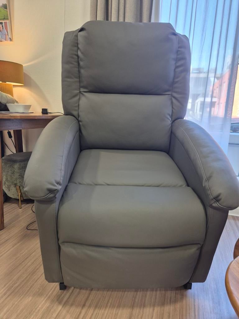 Nieuwe Sta op Stoel - Nooit Gebruikt!, Huis en Inrichting, Fauteuils, Nieuw, 50 tot 75 cm, Ophalen of Verzenden