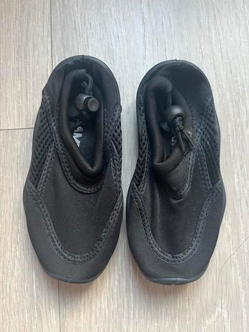 Waterschoenen maat 24 - Zo goed als nieuw! beschikbaar voor biedingen