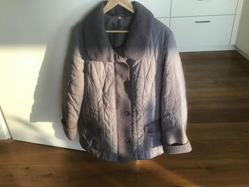 Winterjas 48 merk bonita kleur grijs KOOPJE beschikbaar voor biedingen