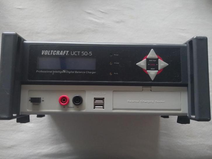 0026 - Voltcraft UCT 50-5 charge station, Audio, Tv en Foto, Opladers, Zo goed als nieuw, Ophalen of Verzenden