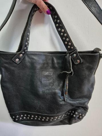 Tas44 - Zwarte leren Legend schoudertas (1) beschikbaar voor biedingen
