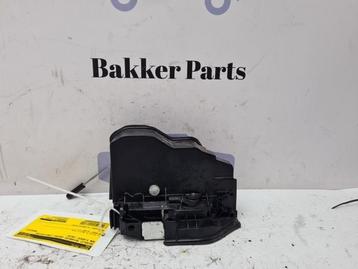 Deurslot Mechaniek 4Deurs links-achter van een BMW 3-Serie beschikbaar voor biedingen