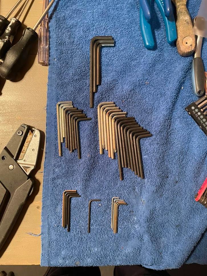 Inbussleutels verschillende maten, Doe-het-zelf en Verbouw, Gereedschap | Handgereedschap, Zo goed als nieuw, Ophalen of Verzenden
