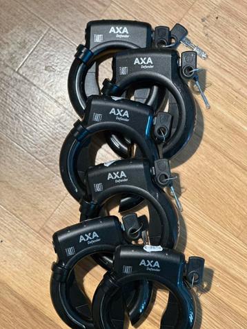 Nieuw AXA defende slot beschikbaar voor biedingen
