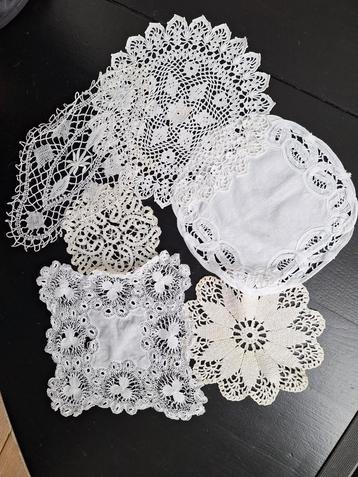 Kleedjes uit grootmoeders tijd beschikbaar voor biedingen