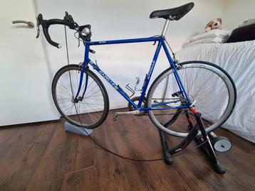 Fiets trainer beschikbaar voor biedingen