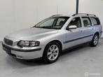 Volvo V70 2.5 T Comfort Line AUTOMAAT / 2 EIGENAREN, 1566 kg, 2521 cc, 209 pk, 750 kg