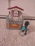 Schleich paard met stal., Ophalen, Zo goed als nieuw
